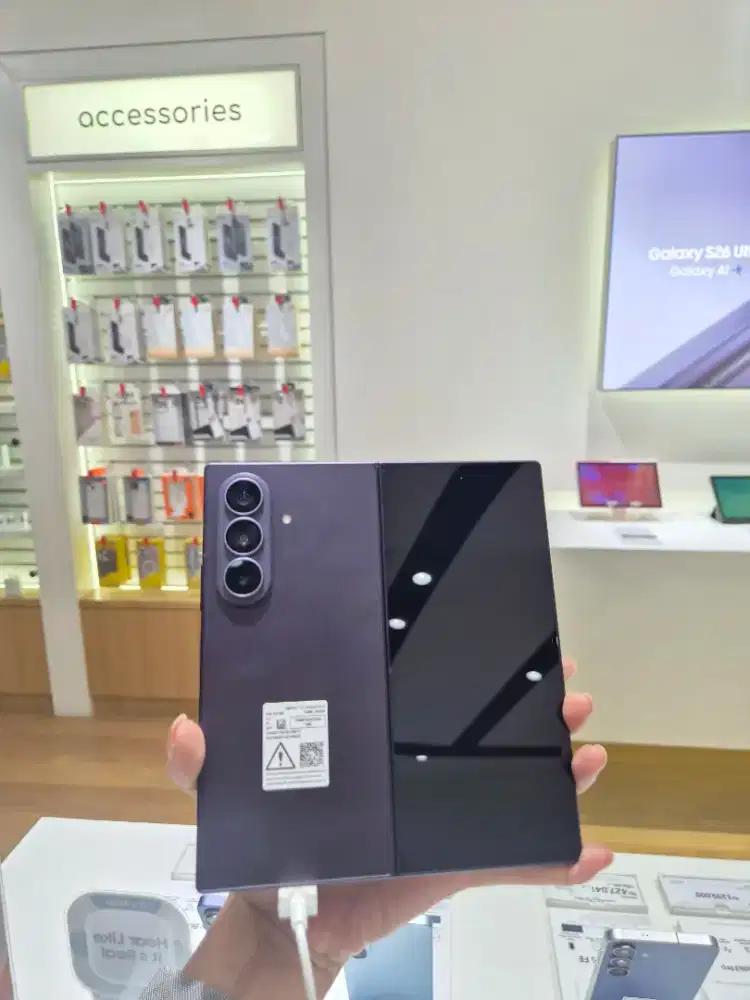 NEW Samsung Galaxy Z Fold Ultra 12/256 FREE FIT 3