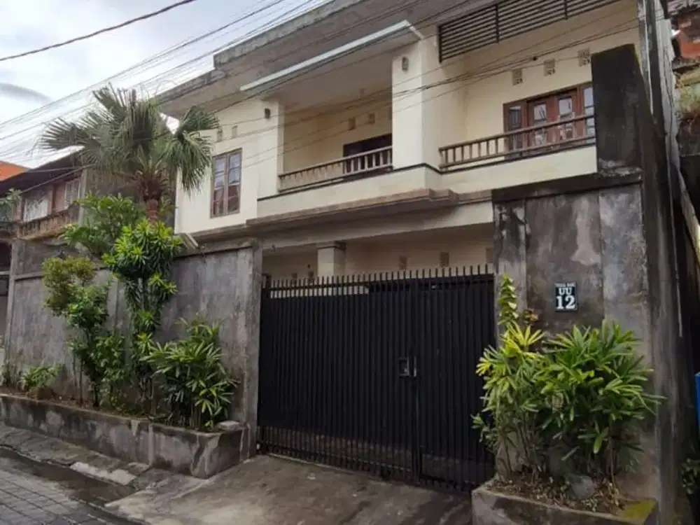 RUMAH MINIMALIS 2 LANTAI DI JL DALUNG PERMAI BADUNG DEKAT RS