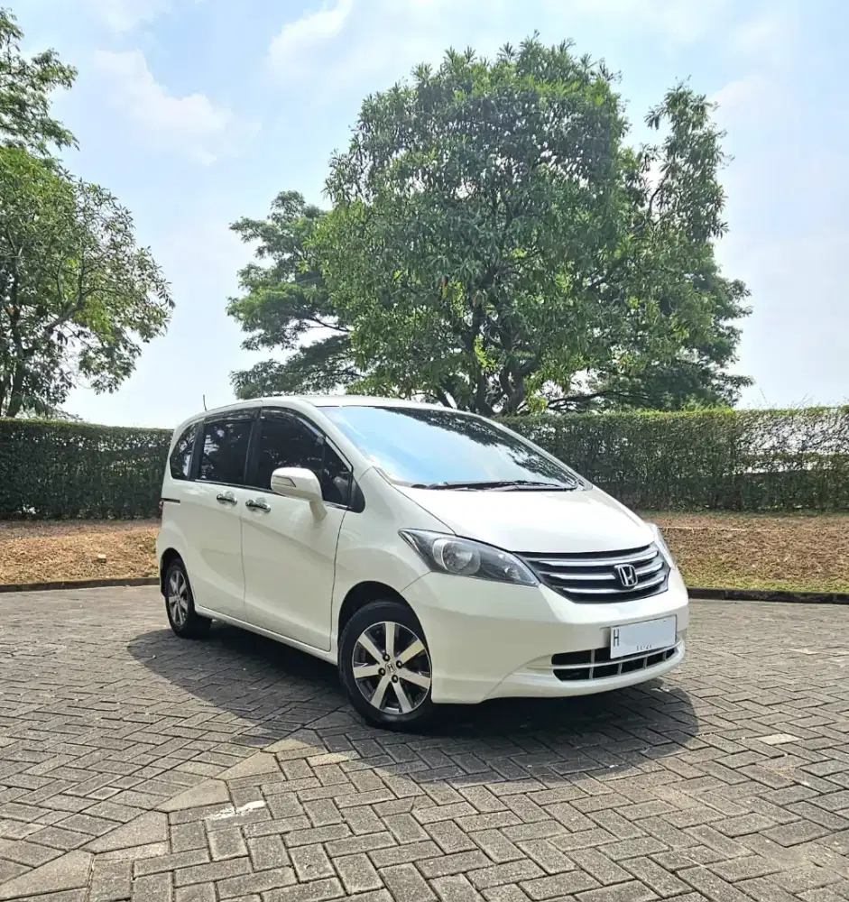 Honda Freed PSD 2010 AC Digital