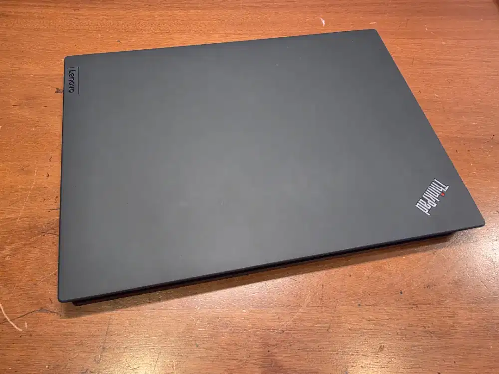 Laptop Lenovo Thinkpad X13 Gen 2i I5 lengkap