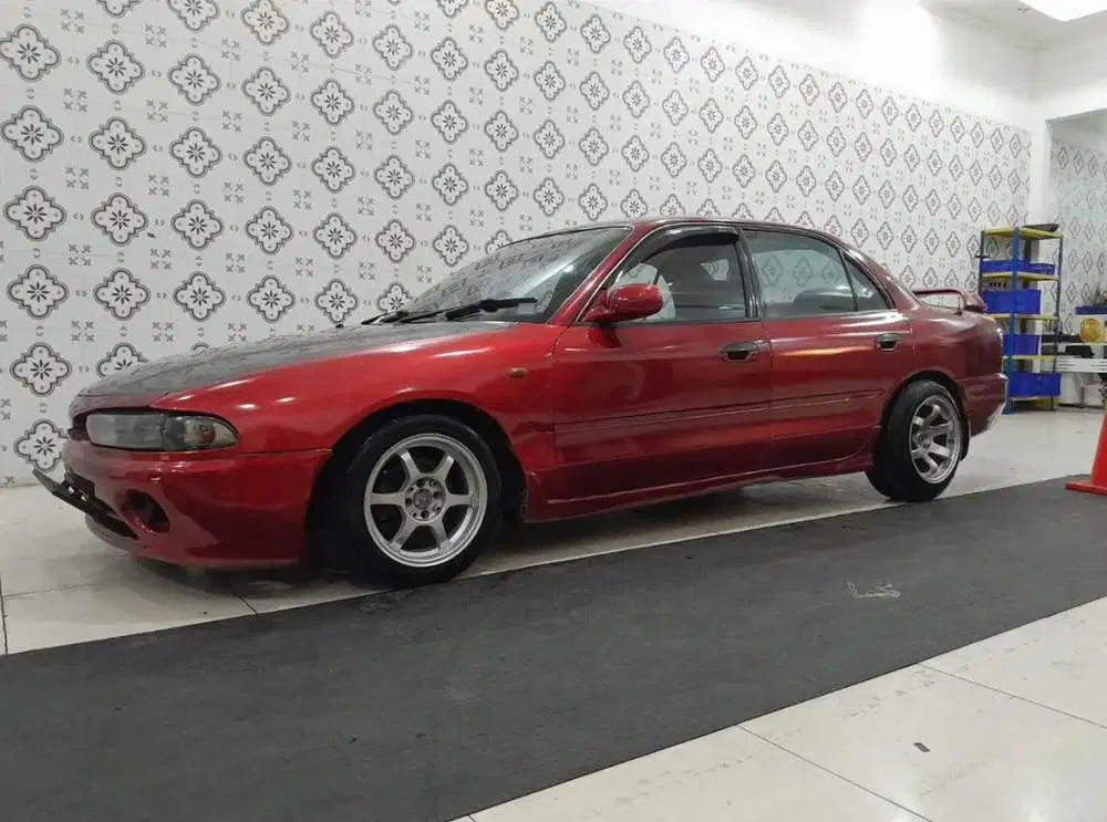 Mitsubishi Galant 1995 Bensin