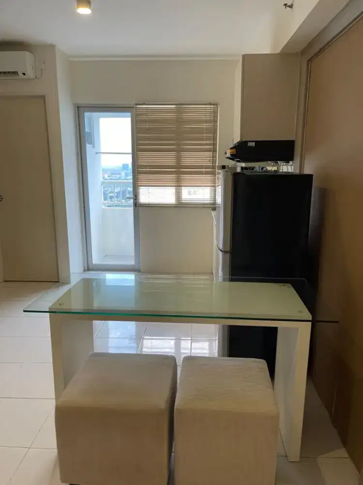 DISEWAKAN APARTETEM EDUCITY 
2BR CORNER
