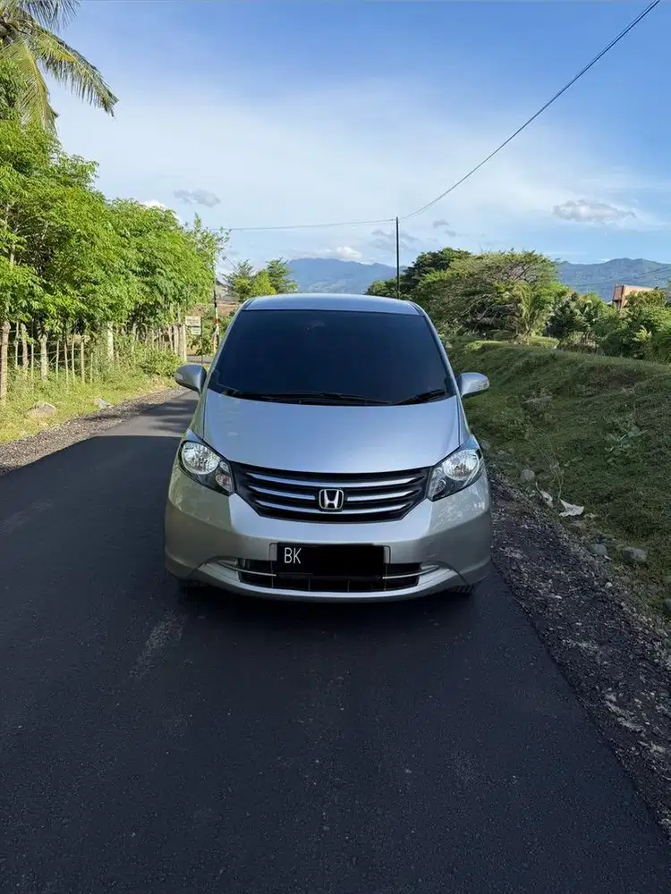 HONDA FREED E PSD