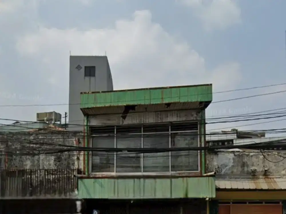 Dijual rumah bahan hitung tanah di Jalan Raya Jatinegara Barat Jakarta Timur