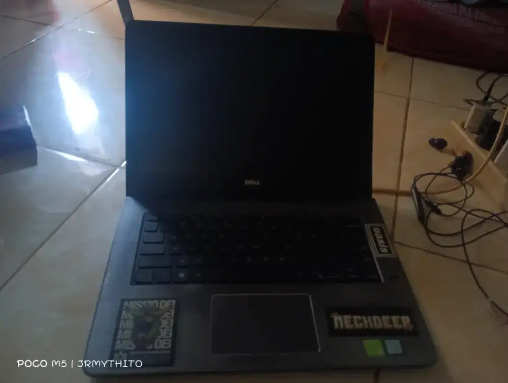 Laptop Dell Vostro Layar Mati