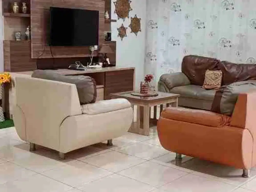 Dijual Rumah Kota Baru Parahyangan fasilitas Kolam Renang Furnish