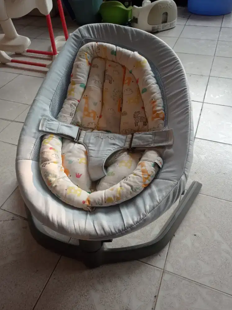 Dijual Bouncer Nuna Leaf second