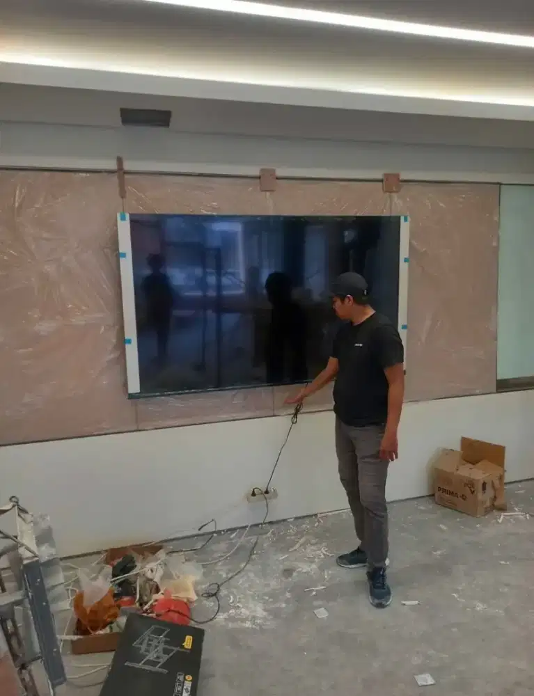 Bracket tv/briket tv/braket tv/breket tv/gantungan tv