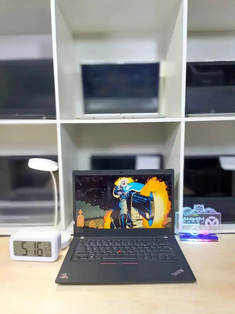 Thinkpad  T14 ryzen 5 Pro 4650U  Ram 16 GB NVME 256GB FHD Backlight