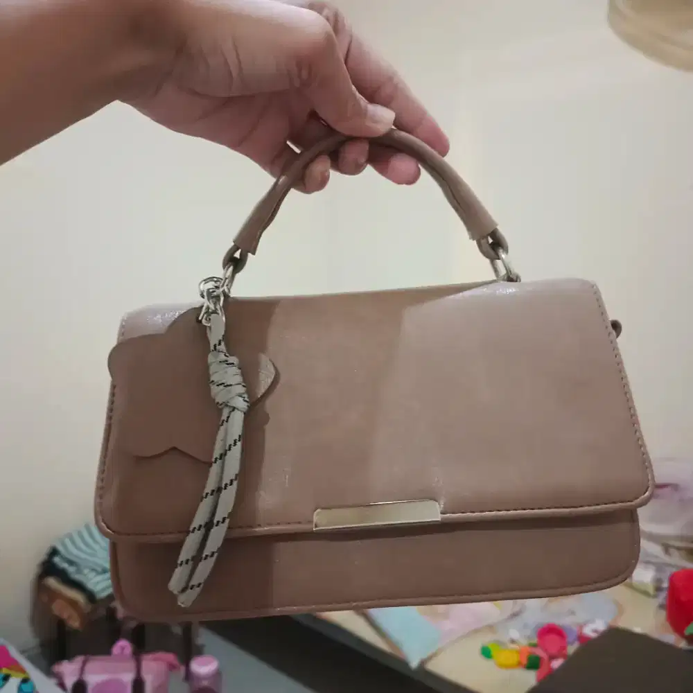 Tas Selempang Coklat