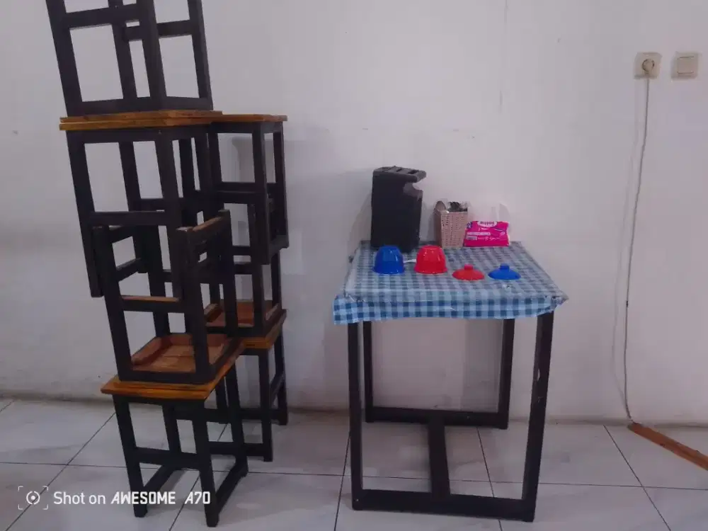 Meja Kursi Kayu Sepaket