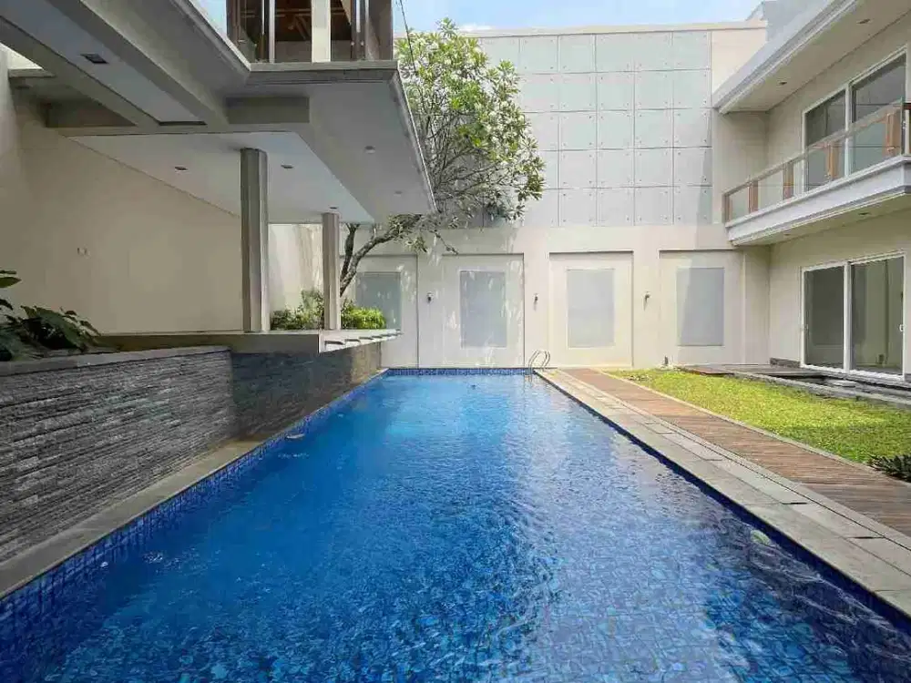 Rumah mewah di pondok indah siap huni
