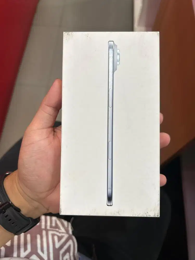 APPLE IPHONE AIR