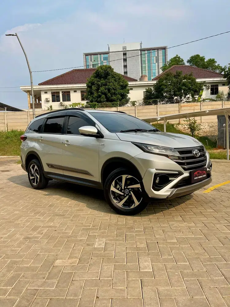 Toyota Rush 1.5 S GR AT 2023