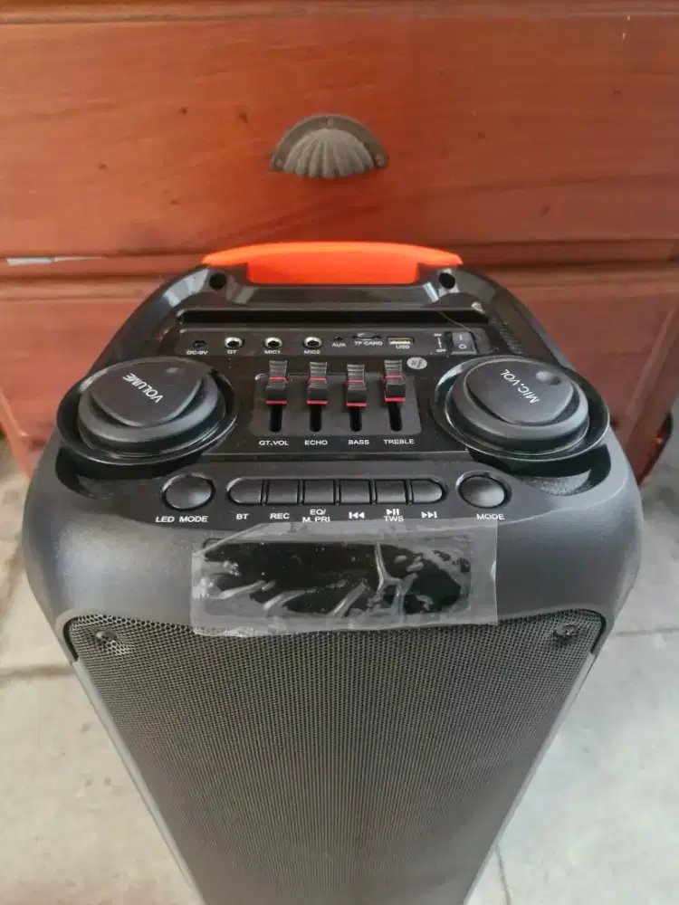 Speaker Ichiko, LED, 8×2, SZ-222