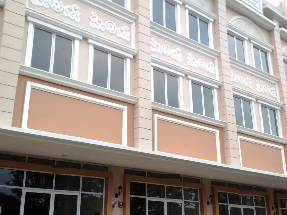 Ruko The Walk 3lt 5x14 70meter JGC Jakarta Garden City Cakung