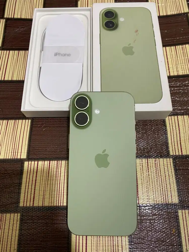 Di Jual Iphone 17 256 GB iBox Sage Garansi ON April 2027