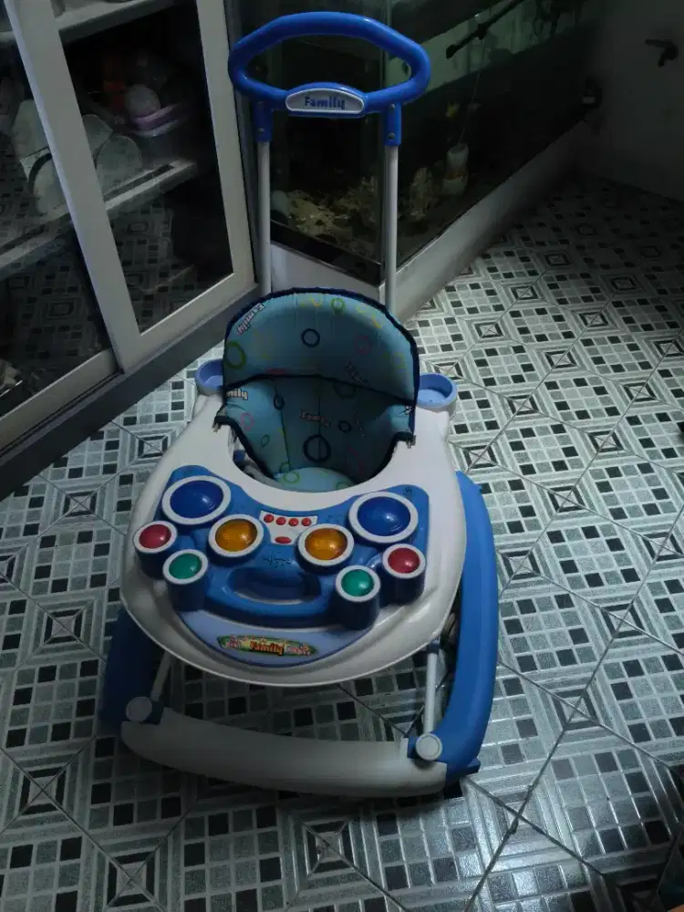 Baby Walker Family Preloved + Gagang Dorongan (kondisi bagus&kokoh)