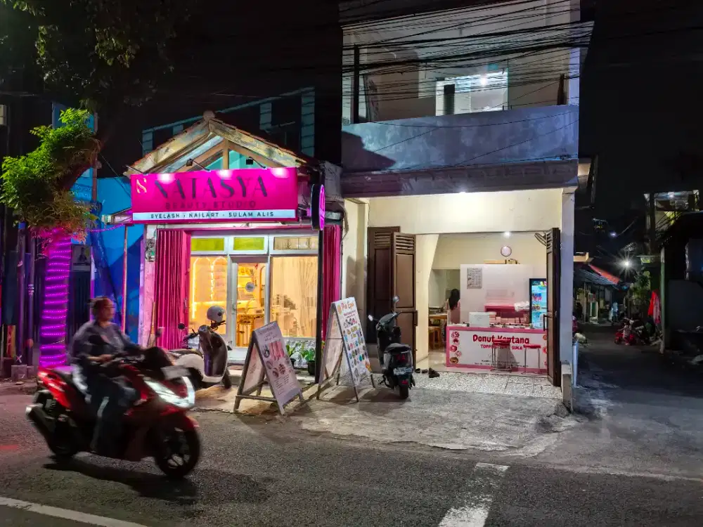 Jaga Toko Donat Premium