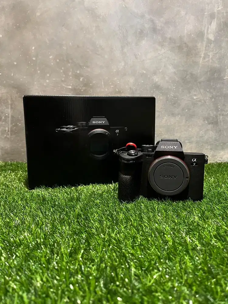 Mirrorless Sony A7 Mark IV Resmi Bekas