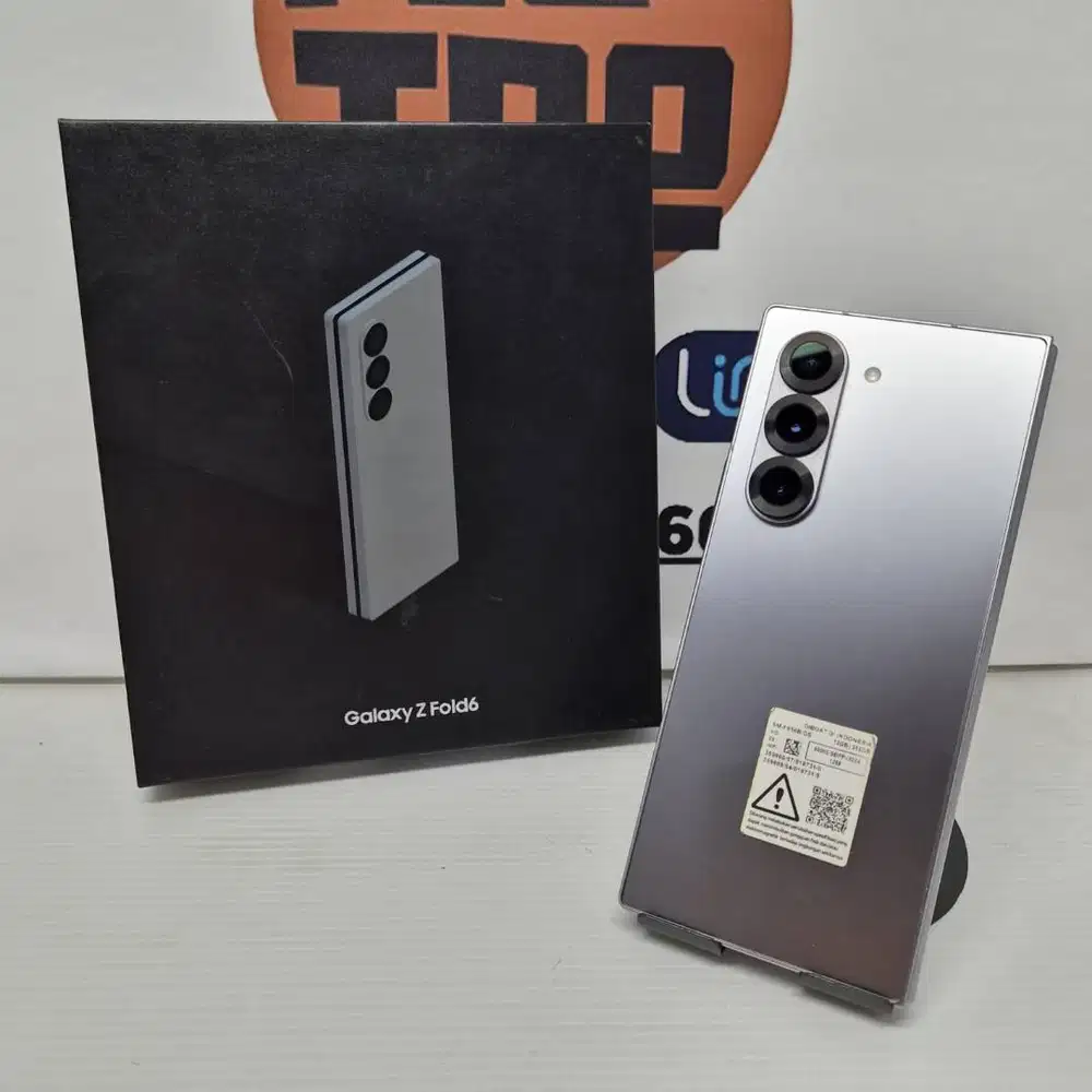Samsung Z FOLD 6 12/256gb SILVER FULLSET Mulus No Minus LIKE NEW