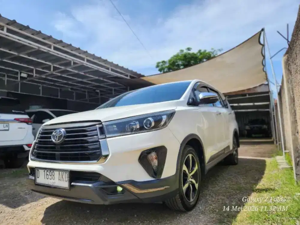 Toyota kijang innova venturer 2.4 matic tahun 2022
