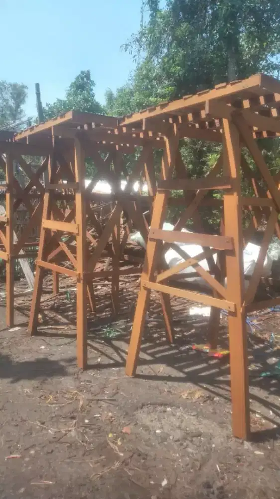 Kaki tandon menara ulin