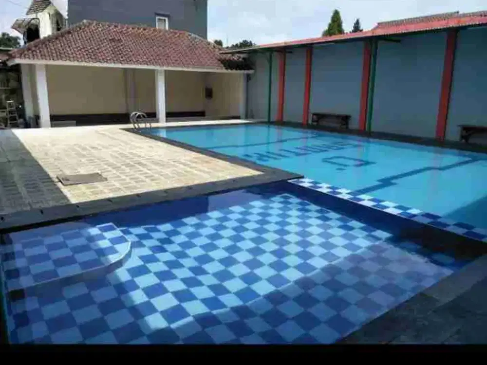 Dijual rumah dengan kolam renang bebas banir di Mustikajaya bekasi timur
