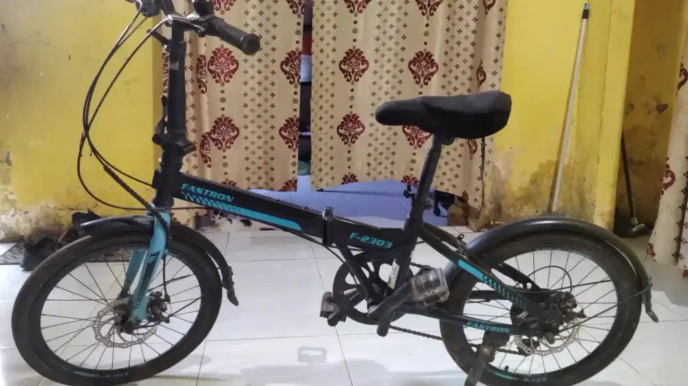 Sepeda lipat Fastron