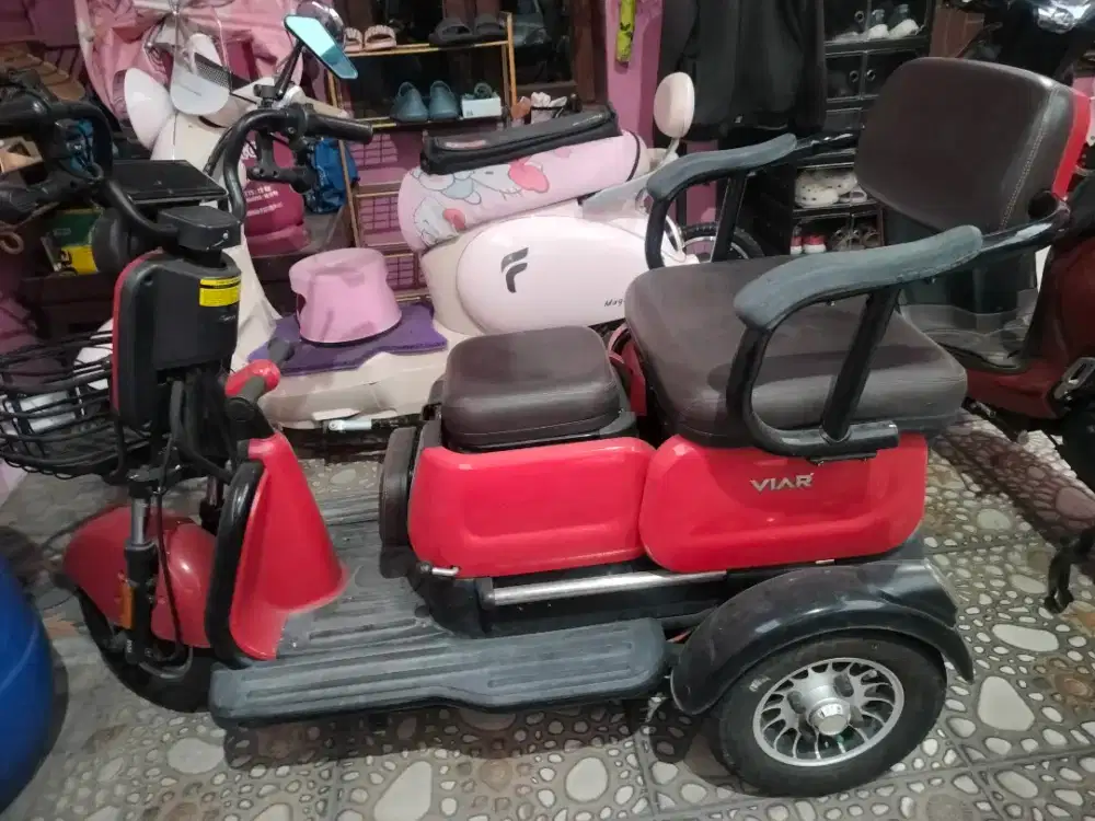 Sepeda listrik Viar roda 3 EV SERIES kondisi bagus