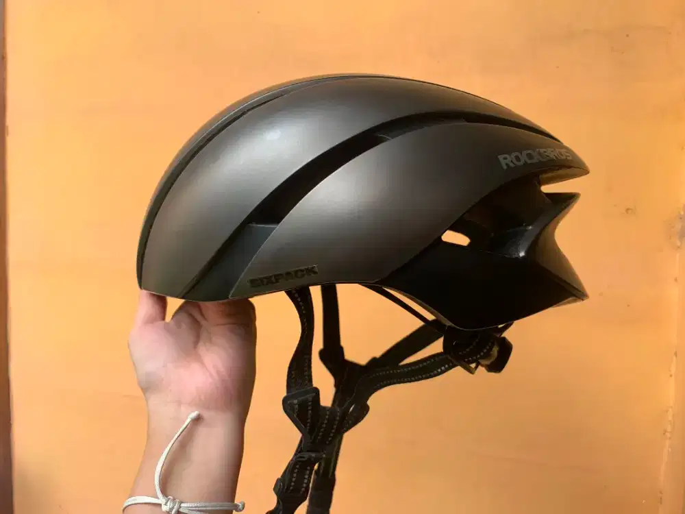 Helm Sepeda Rockbros