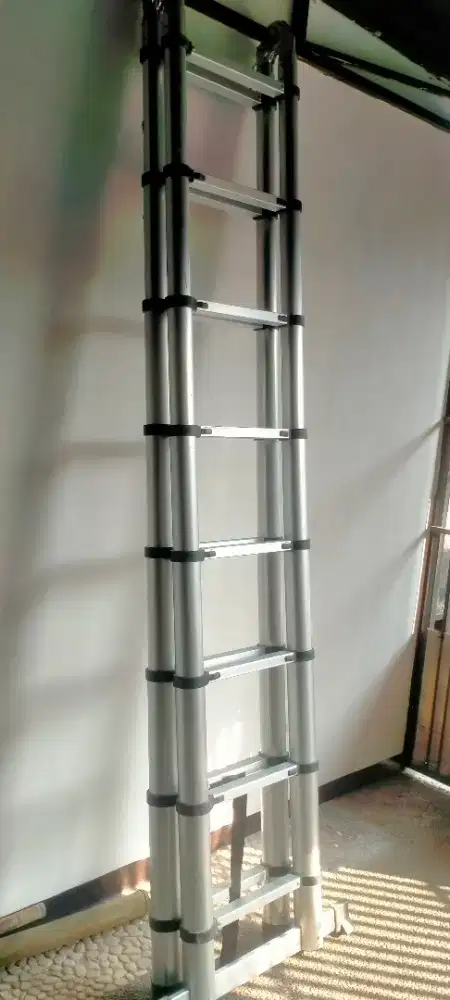 Tangga teleskopik double