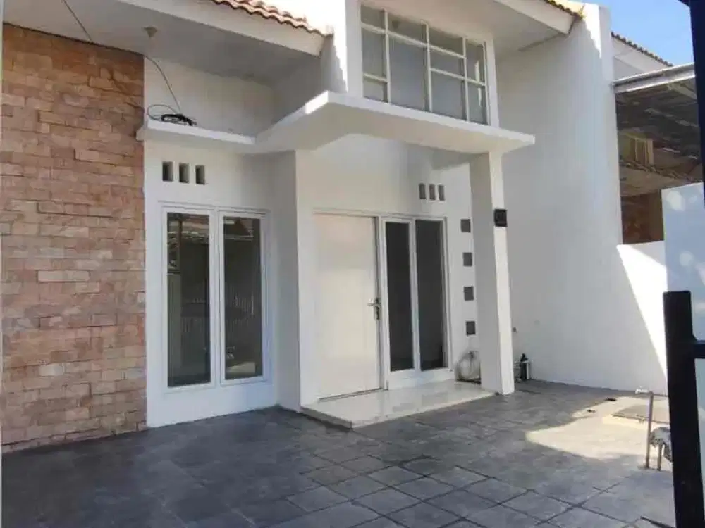 Disewakan rumah baru renovasi, taman wisata regency , wisma lidah kulon