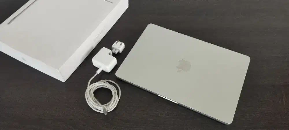 Jual Beli Macbook
