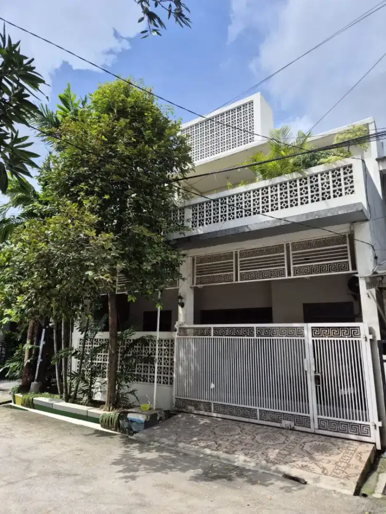 Taman wisma asri Rumah Cantik 2 lantai Dijual Murah Bekasi