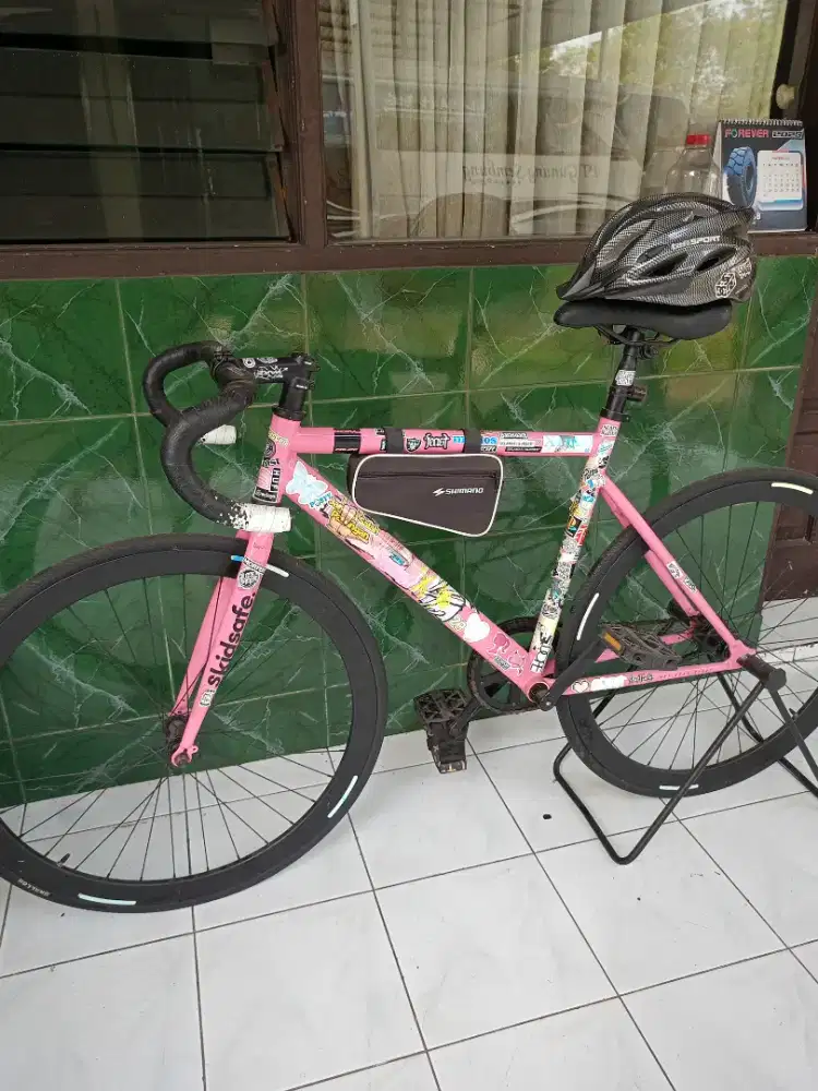 Sepeda fixie pandora pink