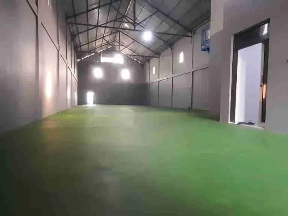 Gudang Siap pakai BERSIH LANTAI EPOXY akses 20 feat Container Bekasi Kota