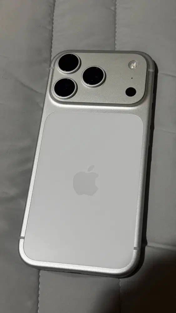 iPhone 17 Pro 256GB iBox Mulus Garansi ON