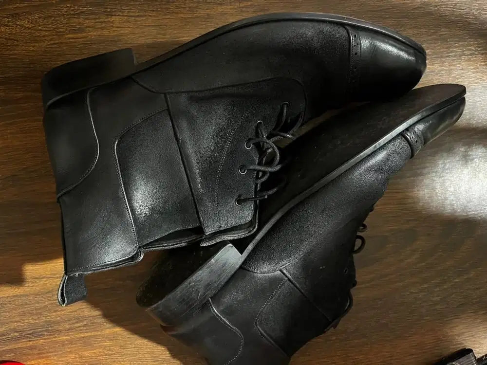Sepatu Formal Custom Size 43.5 Kulit Asli
