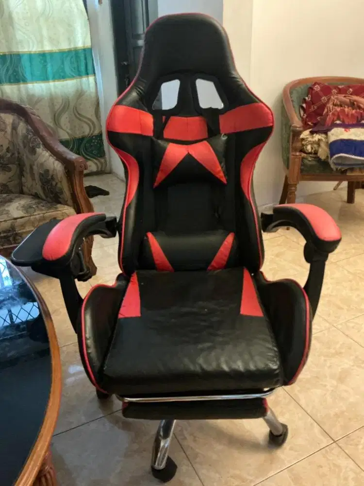 Kursi Gaming Murah Merah Hitam Model Sporty (Bisa Recline + Footrest)