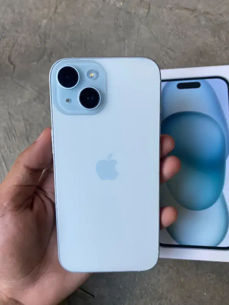 Jual iPhone 15 basic 256gb fullset