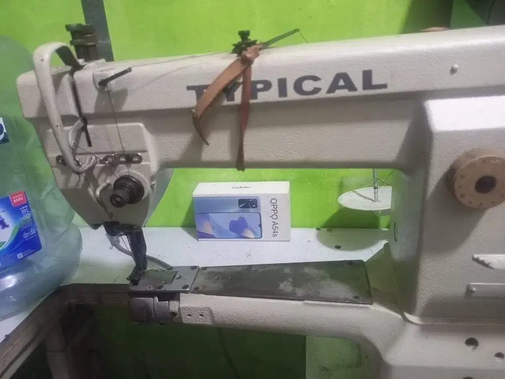 Mesin jahit tas
