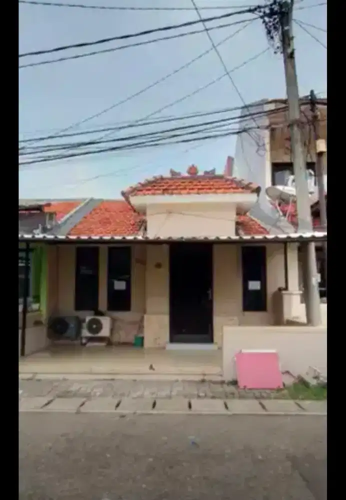 Dijual Rumah di Taman Ubud Permai Lippo Village Karawaci Tangerang