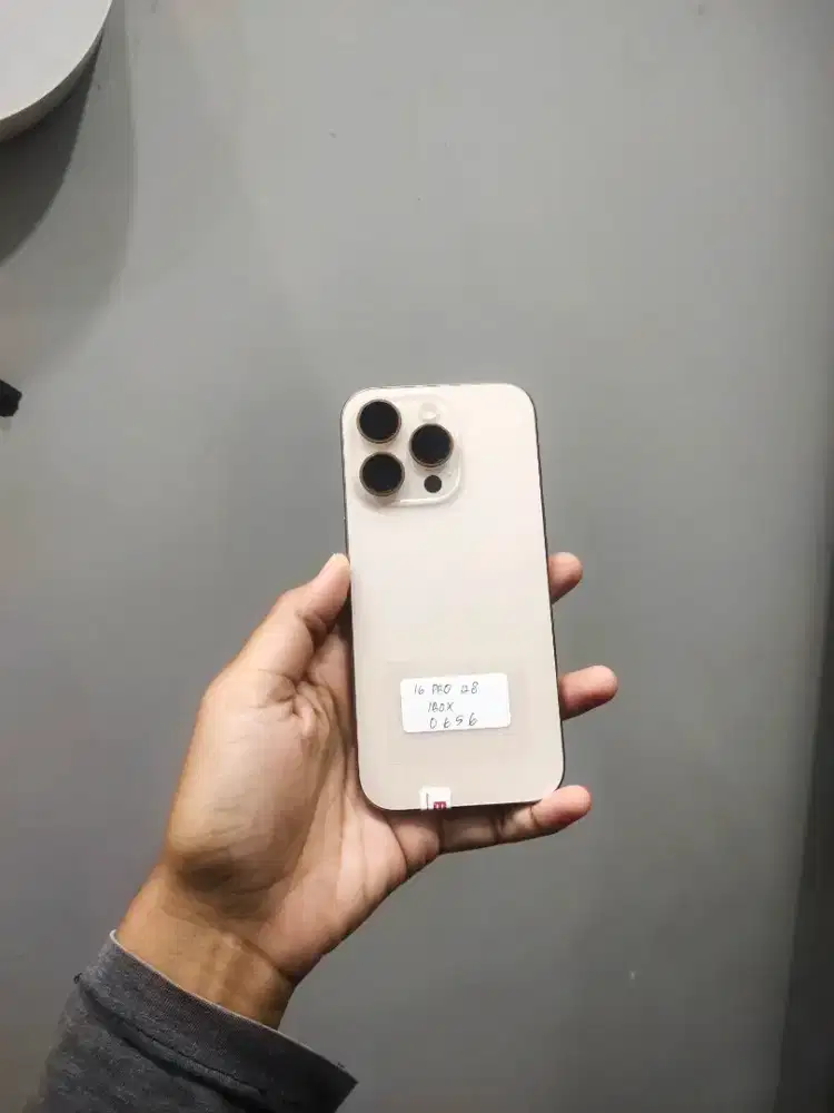 IPHONE 16 PRO 128 SECOND RESMI IBOX FULLSET