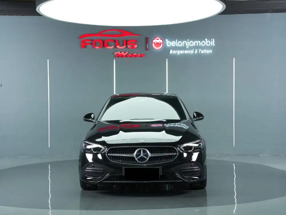 Mercedes Benz Mercy C 200 Avantgarde Line W206 Facelift AT LOW KM