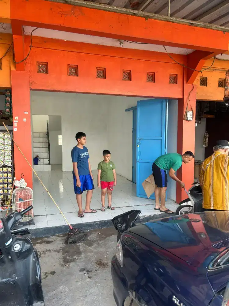 ​Disewakan Ruko 2 Lantai Strategis Pinggir Jalan Cibiru Bandung