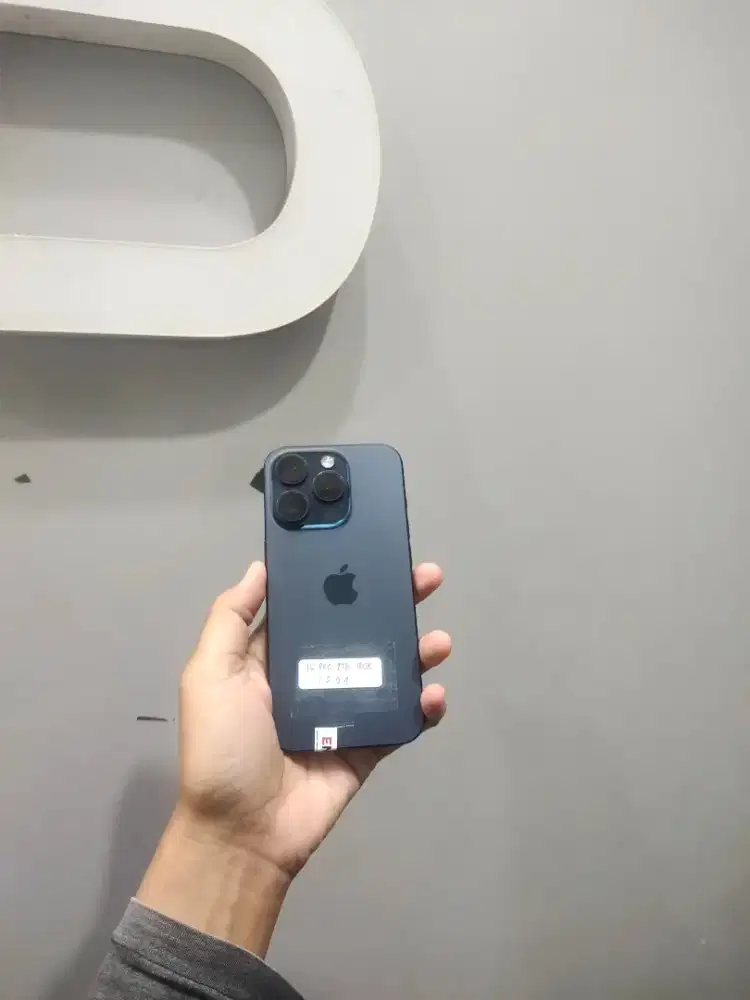 IPHONE 15 PRO 1TB SECOND RESMI IBOX FULLSET