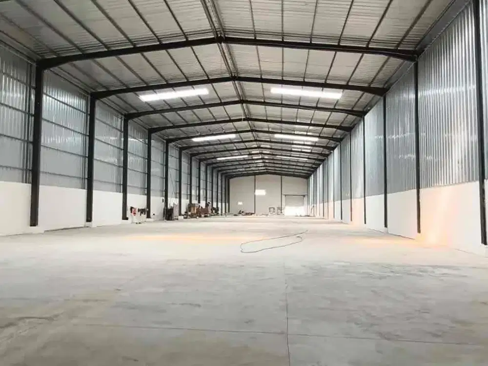 Disewa Gudang Brand New tinggi 12 Meter di Sepatan Tangerang