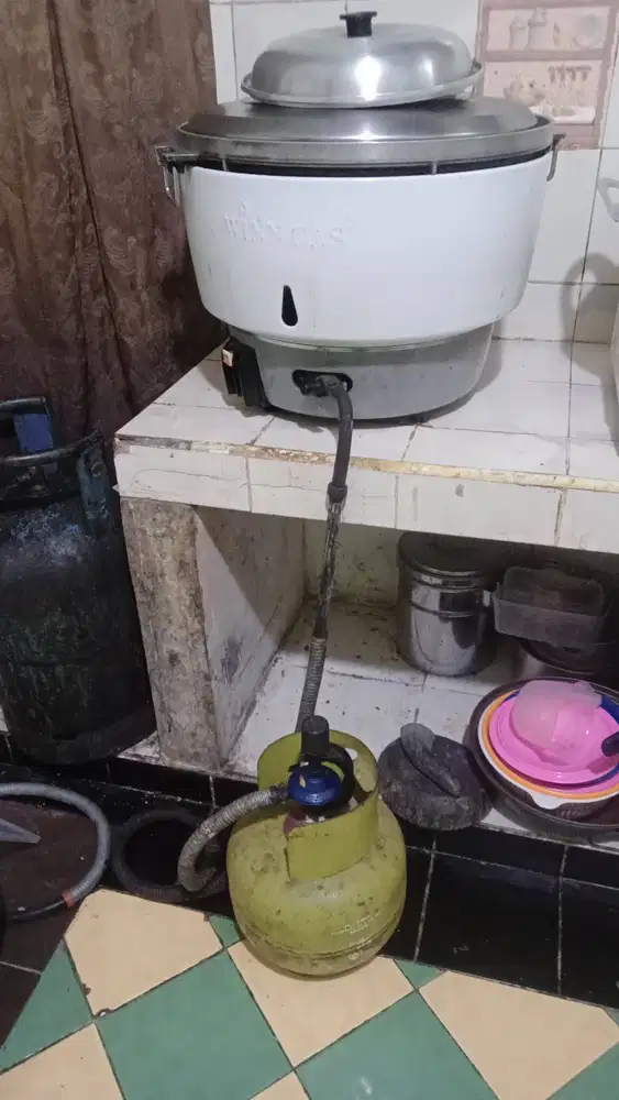 Gas cooker,utk memasak nasi jumlah banyak