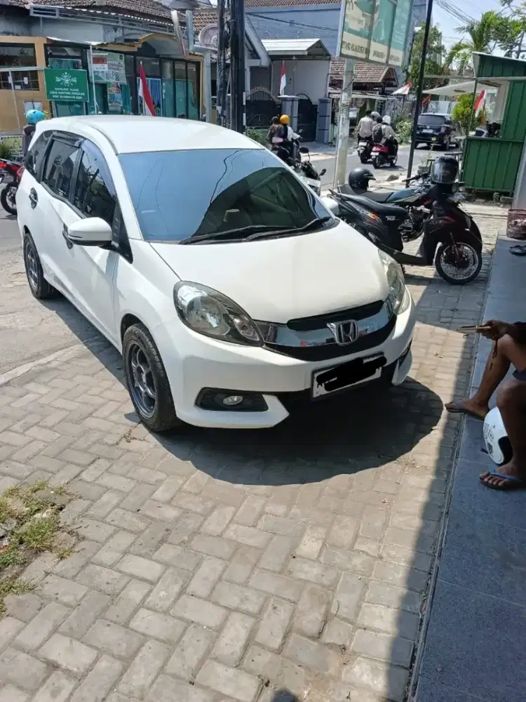 Mobilio type E 2016